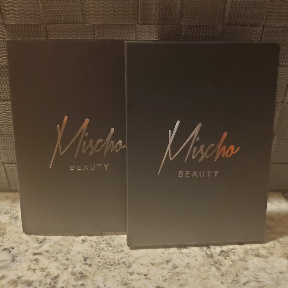 Mischo Beauty Eyeshadow Palette